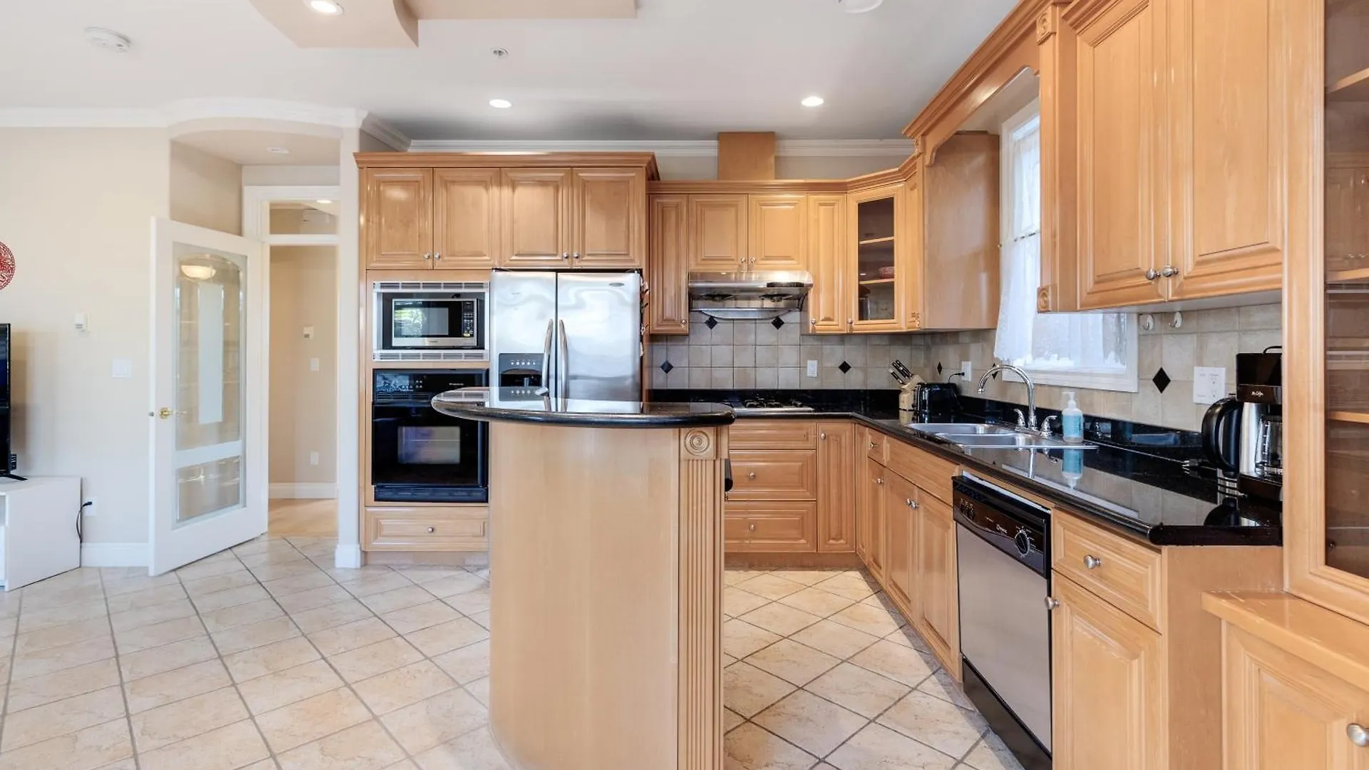 Modern Comfort Getaway In A Quiet Neighborhood Near Downtown Vancouver Quarto em Acomodações Particulares